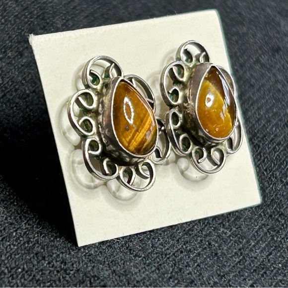 Teardrop Shaped Tigers Eye Pierced Earrings with Scrolling Stamped 925 Silver - Picture 4 of 9